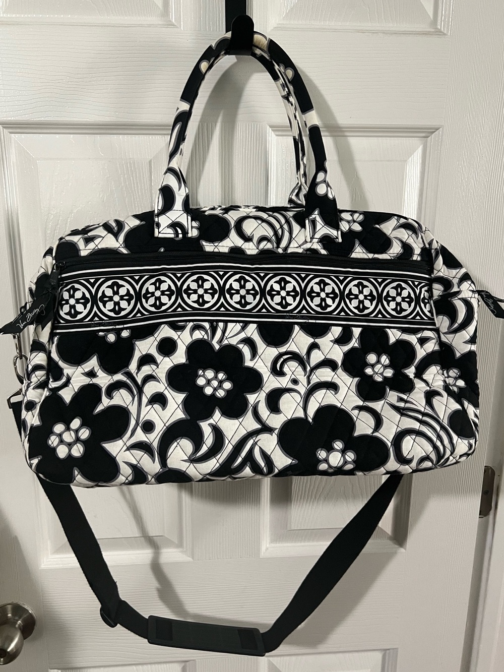 Vera Bradley quilted travel duffle bag black-and-white "Night & Day" floral. L